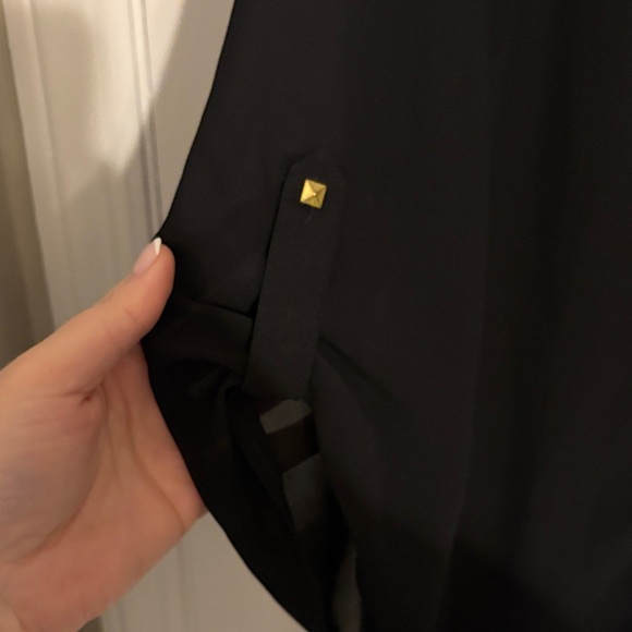 Avenue Black Blouse with Gold Shoulder Details - Picture 4 of 5